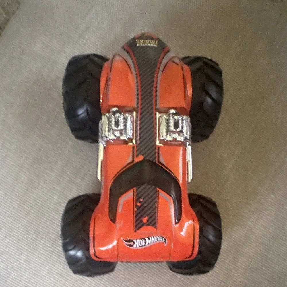 Hot Wheels Monster Trucks Twin Mill 1:24 Diecast Orange Vehicle GBV27 2018